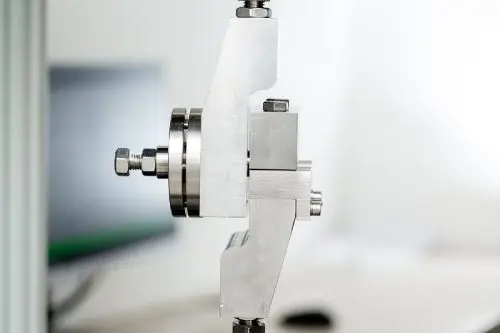 ASTM F 1044 Scherfestigkeit*