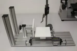 Formstabilität Test für Brustimplantate